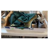 PR OF LEVIS SHOES & PR OF LEVIS PANATELA PANTS