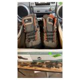 OZARK TRAILS WATERPROOF HIKING BOOTS SIZE 12