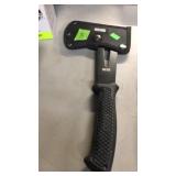 SOG HATCHET