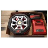 SNAP-ON CORDLESS WORK LIGHT W/ BATTERY & CHARGER