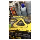 BATTERY CHARGER