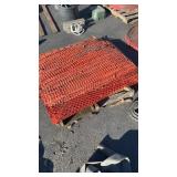 GROUP OF SAFETY FENCE