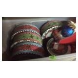 TOTE OF TINS