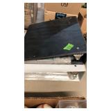 2 ALBUMS OF SPORTS TRADING CARDS