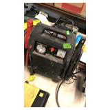 BATTERY JUMP PACK