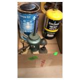 4 OIL CANS, CAMP LAMP & CYLINDER OF PROPANE