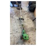 JOHN DEERE GAS POWERED STRING TRIMMER