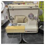 SEARS KENMORE VTG TABLETOP SEWING MACHINE & CASE