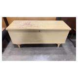 VINTAGE BLANKET CHEST- NO SAFETY LATCH