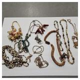 COSTUME JEWELRY ASSORTMENT