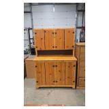 WOOD HUTCH 24' X 74' X 50'