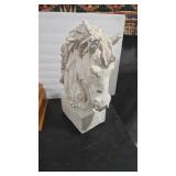 HORSE HEAD SCULPTURE