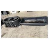 AGI FEED BUCKET WITH LINER AND 3 FEED LINERS 5'