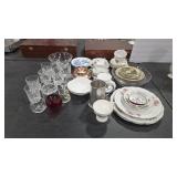 GLASS AND SERVING ASSORTMENT