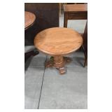 OAK PEDESTAL BASE ACCENT TABLE
