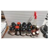 8 BOTTLES OF GUN POWDER AND FINISHING PRODUCTS