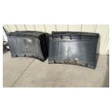 AGI PLASTIC FARM FEEDER RINGS- 17 PCS