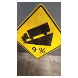 9% GRADE METAL ROAD SIGN