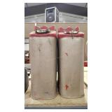 2 METAL JERRY CANS
