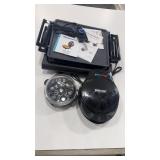 GRIDDLES, EGG POACHER & OMELETTE MAKER