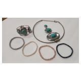 HOWLITE & FRESH WATER PEARL JEWELRY ASSORTMENT