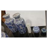 5 ASIAN STYLE VASES
