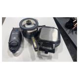 WAFFLE IRON, HOT POT & BAKER'S FRIEND