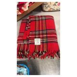 FARIBO VTG WOOL LAP BLANKET