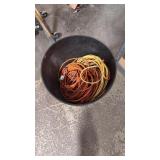 3 EXTENSION CORDS IN PLASTIC PLANTER