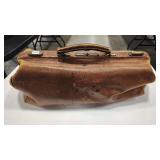 ANTIQUE LEATHER SATCHEL