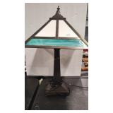 TIFFANY STYLE TABLE LAMP