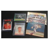 GROUP OF BASEBALL CARDS INC. SIGNED J.T. SNOW
