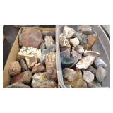 GROUP OF GEODES, QUARTZ, CRYSTALS AND FOSSILS