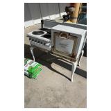 VINTAGE HOTPOINT ELECTRIC STOVE