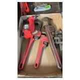 PIPE VISES & TRAILER BALL LOCK