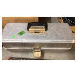 VINTAGE ALUMINUM UMCO 173A TACKLE BOX W/ TACKLE