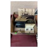 TIE HANGER, CUFF LINKS, BANK BAG, LARGE MEDALLION