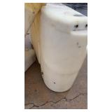 100 GAL WATER TANK