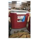 COLEMAN 28 QT ROLLING COOLER