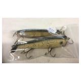 2 FISHING LURES