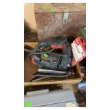 SKIL JIGSAW W/ EXTRA BLADES