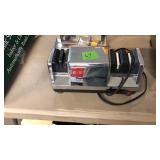 CHEF'S CHOICE KNIFE SHARPENER