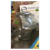 GLASS BEVERAGE DISPENSER