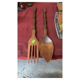 WOOD CARVED KNIFE & SPOON