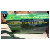 ELECTRONIC PET FENCING SYSTEM