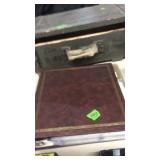 ALBUM OF VINTAGE GREETING CARDS & POSTCARDS