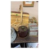 GROUP OF BASKETS, ICE BUCKET & COPPER SKILLET