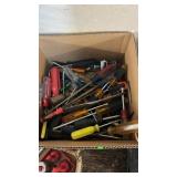 BX OF SCREWDRIVERS