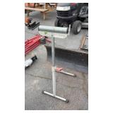 ADJUSTABLE ROLLER STAND