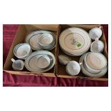 GREEN THISTLE DINNER WARE